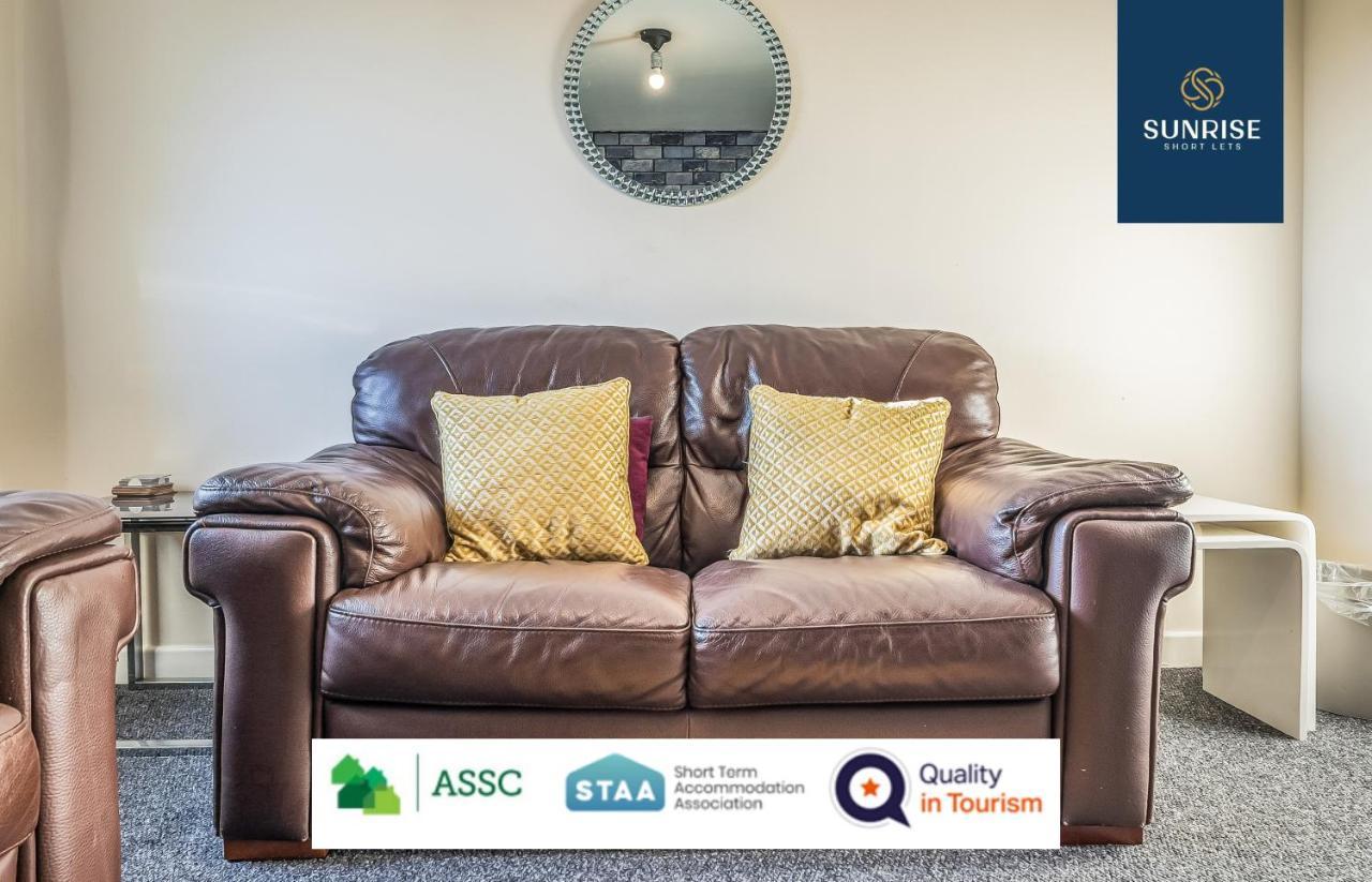 The Law, Has 4 Rooms With Tvs, 2 Bathrooms, Central, Free Parking, Fully Equipped, Contractor And Trades Favourite, 5 Mins To Centre - Long Stays, Invoice And Reduced Price Are Only Via Sunrise Short Lets Dundee Kültér fotó