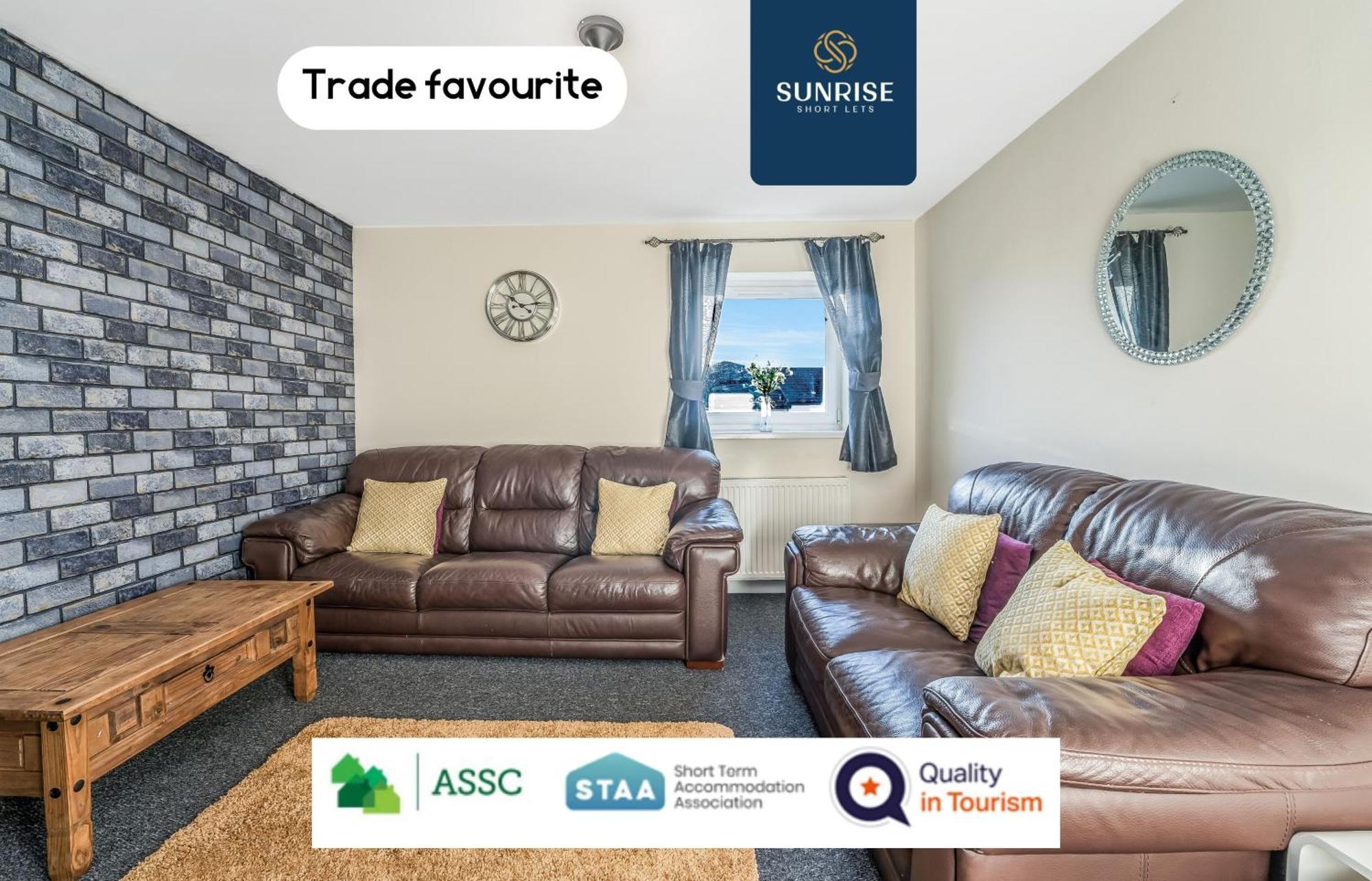 The Law, Has 4 Rooms With Tvs, 2 Bathrooms, Central, Free Parking, Fully Equipped, Contractor And Trades Favourite, 5 Mins To Centre - Long Stays, Invoice And Reduced Price Are Only Via Sunrise Short Lets Dundee Kültér fotó